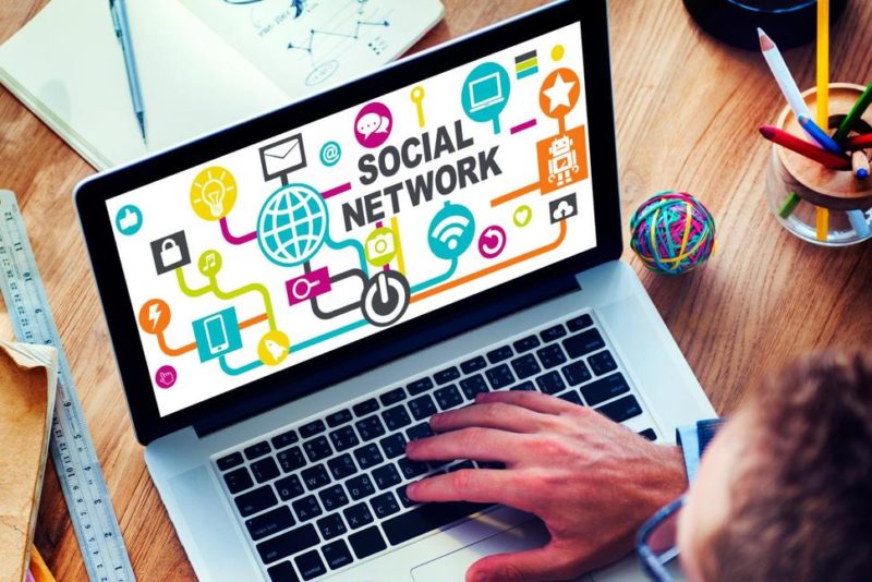 Why Should Businesses not Undermine Social Media Presence